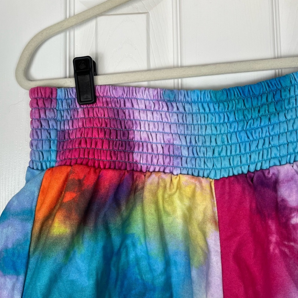 Torrid Sleep Colorful Tie Dye Pull-On Smocked Waist Loungewear Shorts - Picture 2 of 6